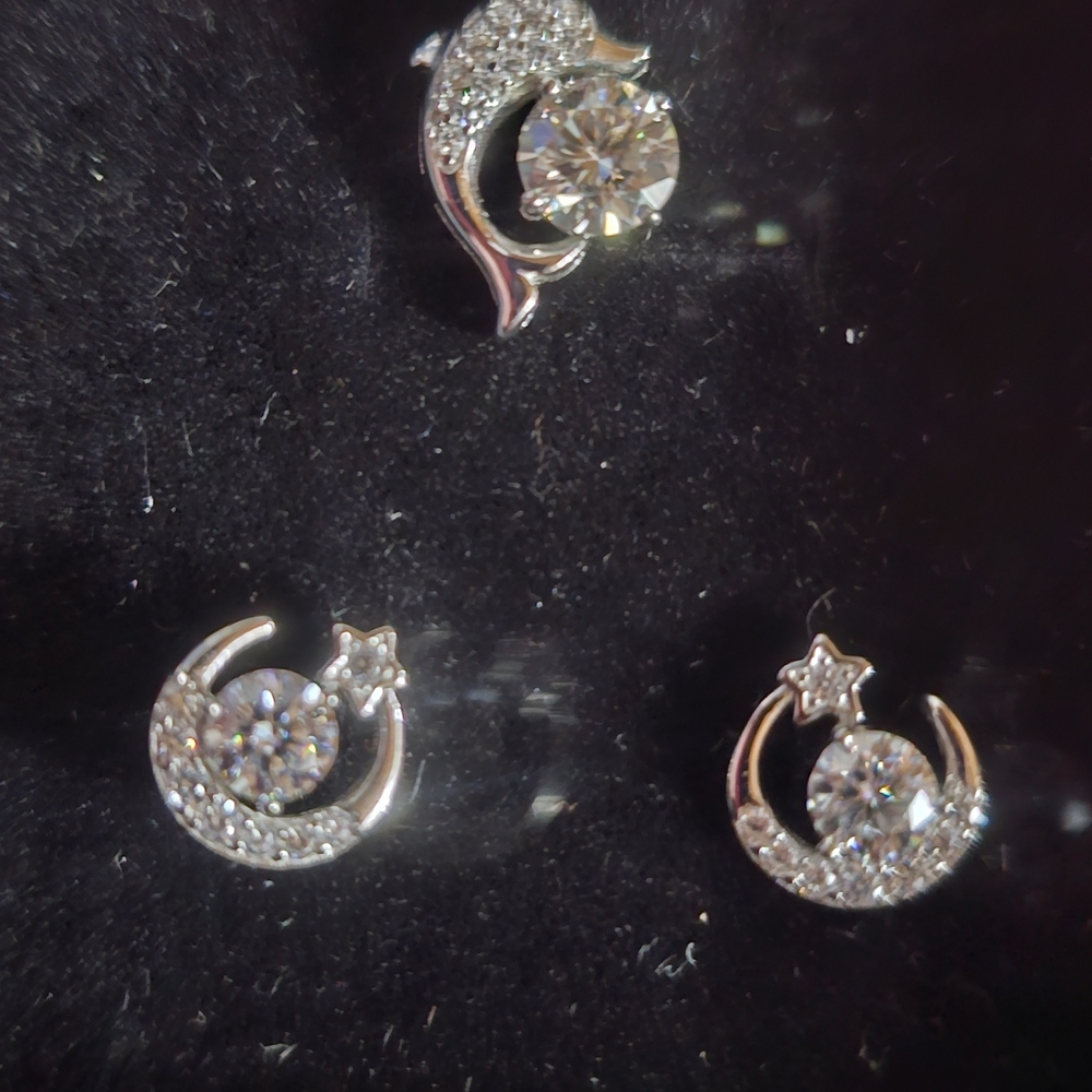Moissanite Sterling  Silver Starz -Moon Earrings & Dolphine‎   Necklace 18" NEW